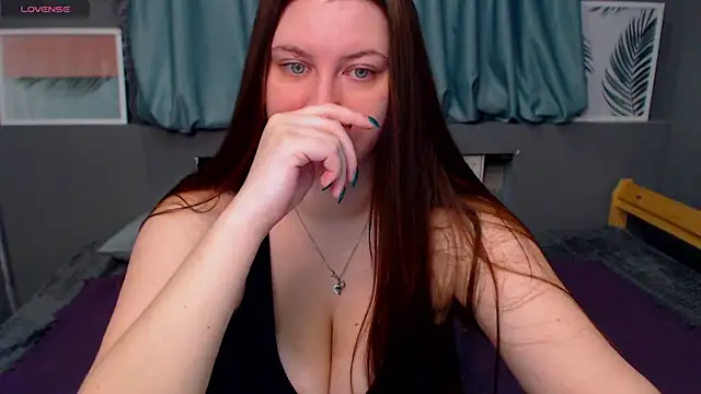 Snapshot of LiyaSilve chatting on 01-21-25, 01:39 LiyaSilve online show from 01-21-25, 01:39