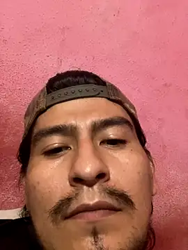 Snapshot of duggan12 chatting on 09-19-25, 02:02 duggan12 online show from 09-19-25, 02:02