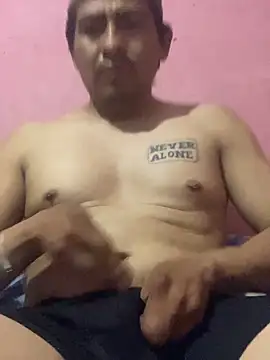 Snapshot of duggan12 chatting on 04-10-26, 01:16 duggan12 online show from 04-10-26, 01:16