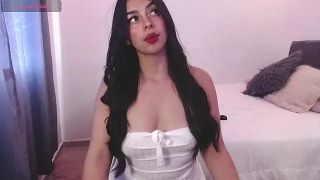 Melaniie01 online show from 04-09-26, 10:37