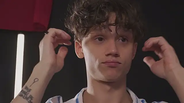 Snapshot of Nicky_neal chatting on 10-03-25, 08:50 Nicky neal online show from 10-03-25, 08:50