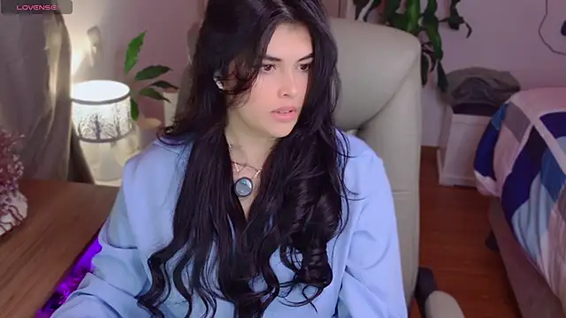 Alyaa s online show from 05-20-26, 02:40