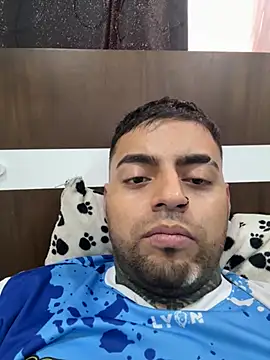 Snapshot of alejo10y7 chatting on 04-06-26, 12:50 alejo10y7 online show from 04-06-26, 12:50