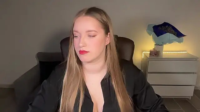EvaMaddison online show from 07-21-26, 10:34
