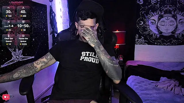 Snapshot of josh__ackerman chatting on 03-23-25, 12:36 josh ackerman online show from 03-23-25, 12:36