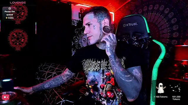 Snapshot of josh__ackerman chatting on 09-28-25, 10:59 josh ackerman online show from 09-28-25, 10:59