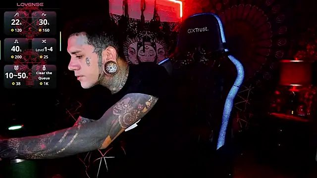 Snapshot of josh__ackerman chatting on 10-08-25, 11:02 josh ackerman online show from 10-08-25, 11:02