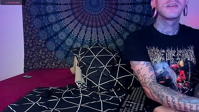 Snapshot of josh__ackerman chatting on 02-11-26, 02:16 josh ackerman online show from 02-11-26, 02:16