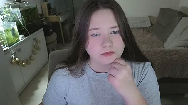 remirann  online show from 03-10-26, 03:50