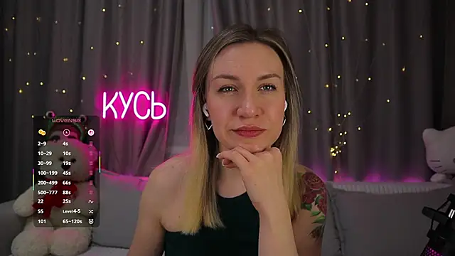 Snapshot of _LadyMargo_ chatting on 01-31-26, 07:56 LadyMargo online show from 01-31-26, 07:56