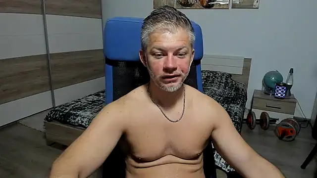 RobbyShawz online show from 07-06-26, 04:42