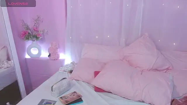 Sweetcristin online show from 06-20-26, 02:25