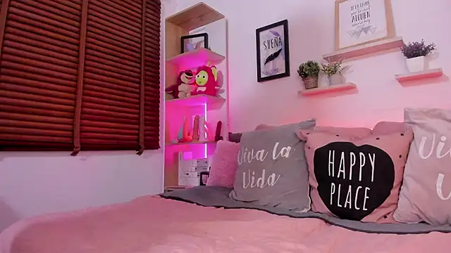 Nata Villalobos online show from 03-13-26, 03:13