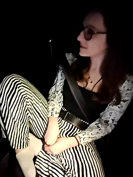 Tinas5 online show from 03-05-26, 06:04