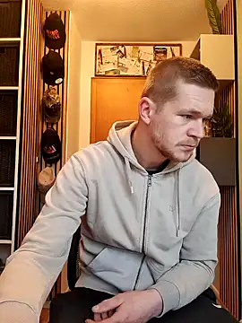 Playbunniboy online show from 02-14-25, 07:38