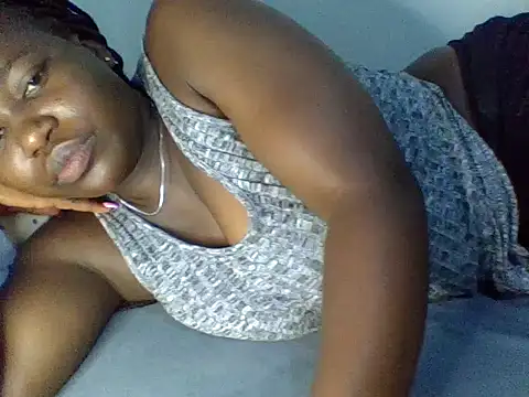 cute-marianna online show from 05-13-26, 05:49