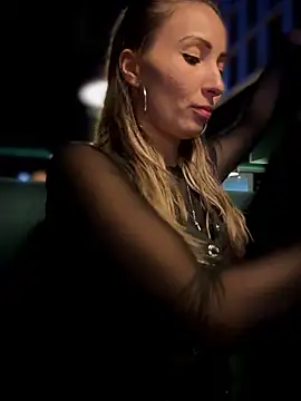 YOUR-KARINA online show from 04-17-26, 06:55