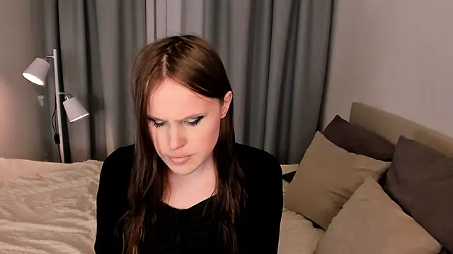 EffieMinki online show from 04-09-26, 09:09