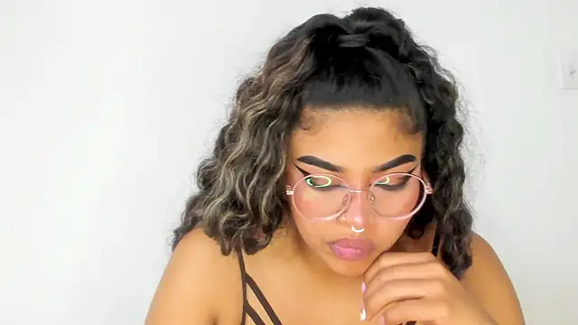 moana taylor online show from 02-17-25, 10:29