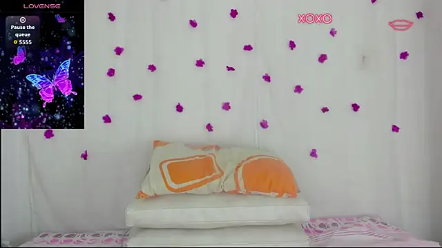 moana taylor online show from 11-22-25, 11:42