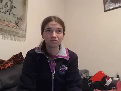 Geile-Luna online show from 09-24-25, 05:38