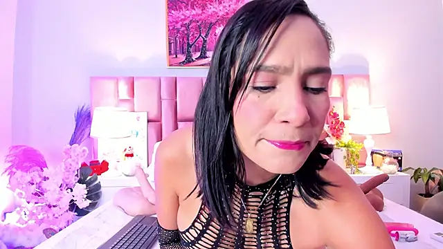 Snapshot of Anaa_Bellaa chatting on 11-27-25, 12:29 Anaa Bellaa online show from 11-27-25, 12:29