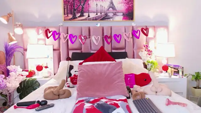 Snapshot of Anaa_Bellaa chatting on 03-09-26, 12:42 Anaa Bellaa online show from 03-09-26, 12:42