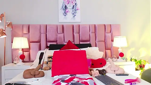 Snapshot of Anaa_Bellaa chatting on 04-10-26, 12:43 Anaa Bellaa online show from 04-10-26, 12:43