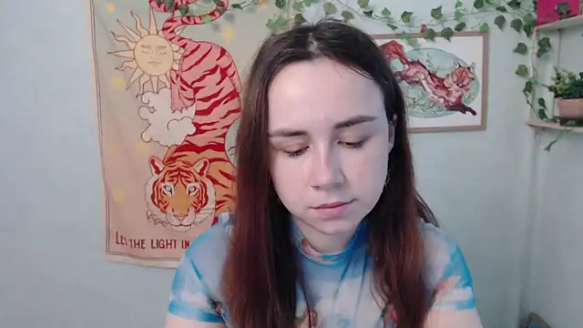 VeryVeryVeryShy  online show from 05-15-26, 05:36