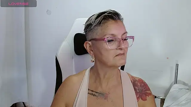 bety-cum2 online show from 05-08-26, 11:54
