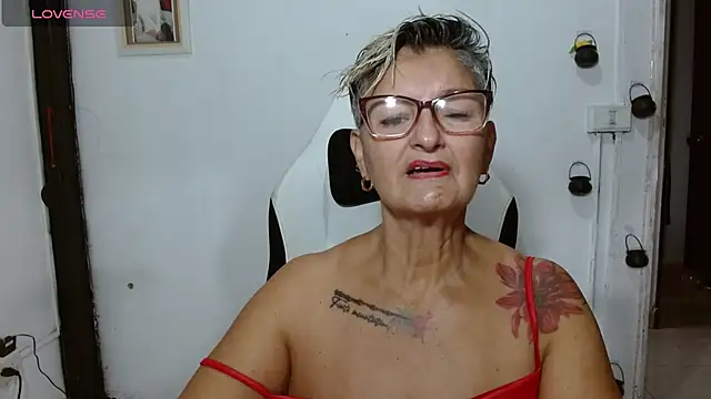 bety-cum2 online show from 06-23-26, 12:47