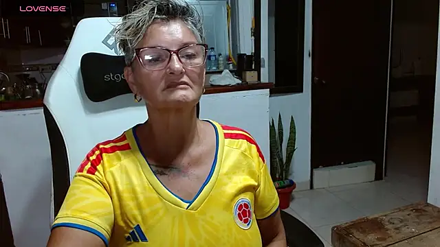bety-cum2 online show from 06-24-26, 01:37