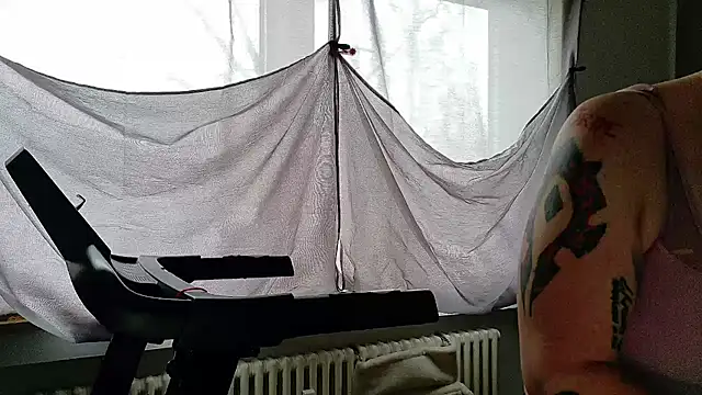 Snapshot of wetgerman_2 chatting on 01-13-26, 11:04 wetgerman 2 online show from 01-13-26, 11:04