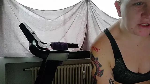 Snapshot of wetgerman_2 chatting on 02-01-26, 01:53 wetgerman 2 online show from 02-01-26, 01:53