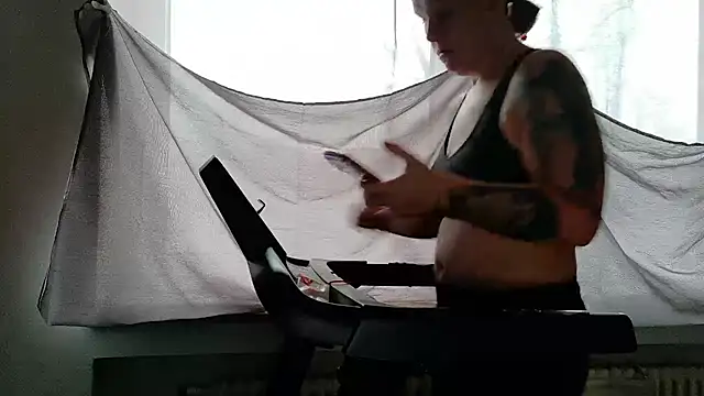 Snapshot of wetgerman_2 chatting on 02-11-26, 10:53 wetgerman 2 online show from 02-11-26, 10:53