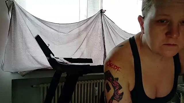 Snapshot of wetgerman_2 chatting on 02-23-26, 11:40 wetgerman 2 online show from 02-23-26, 11:40