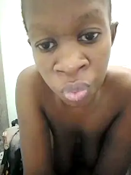 Snapshot of africanpussy22 chatting on 03-26-26, 05:46 africanpussy22 online show from 03-26-26, 05:46
