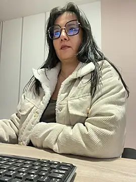 SWEETLILY18 online show from 03-03-25, 11:22