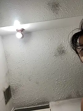 SWEETLILY18 online show from 03-19-25, 09:49