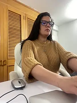 SWEETLILY18 online show from 10-03-25, 10:18