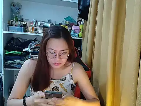 crizzybel online show from 04-07-26, 08:20