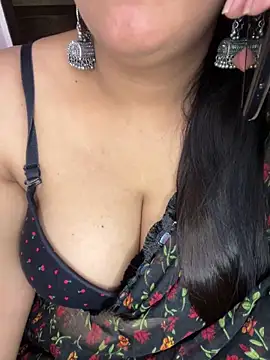 Snapshot of Zoya_Varma004 chatting on 03-11-26, 06:19 Zoya Varma004 online show from 03-11-26, 06:19