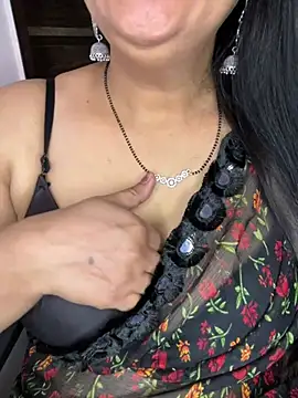 Snapshot of Zoya_Varma004 chatting on 03-21-26, 06:29 Zoya Varma004 online show from 03-21-26, 06:29