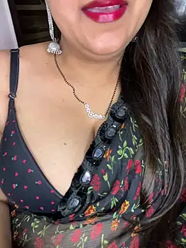 Snapshot of Zoya_Varma004 chatting on 03-28-26, 06:07 Zoya Varma004 online show from 03-28-26, 06:07