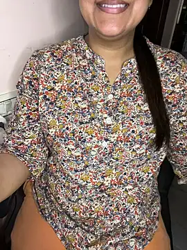 Snapshot of Zoya_Varma004 chatting on 04-04-26, 02:47 Zoya Varma004 online show from 04-04-26, 02:47