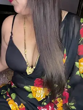 Snapshot of Zoya_Varma004 chatting on 04-14-26, 03:07 Zoya Varma004 online show from 04-14-26, 03:07