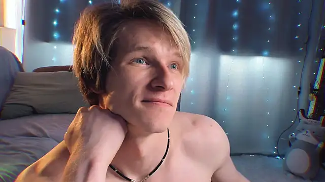 Snapshot of Breston_Sweet chatting on 06-24-26, 09:52 Breston Sweet online show from 06-24-26, 09:52