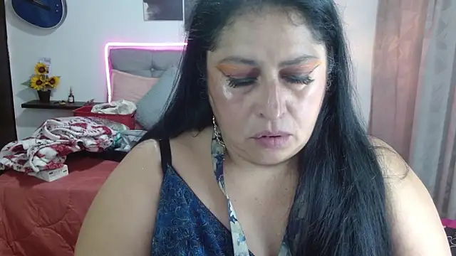 Keyla01  online show from 06-16-26, 06:54