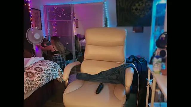 Snapshot of sage_love chatting on 02-01-26, 02:43 sage love online show from 02-01-26, 02:43