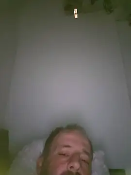 Paul10112 online show from 12-20-25, 07:15